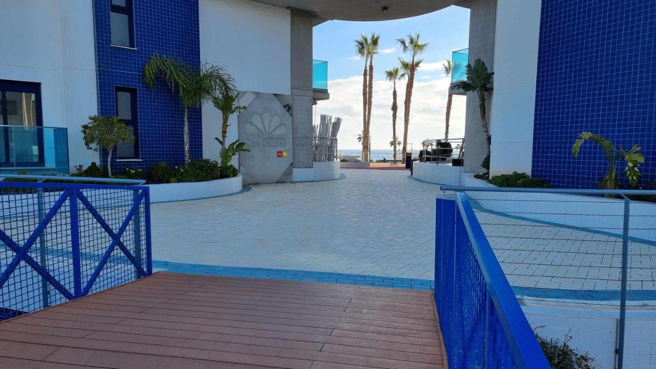 Apartamento Sea Senses Victoria Frente Al Mar Torrevieja Exteriör bild
